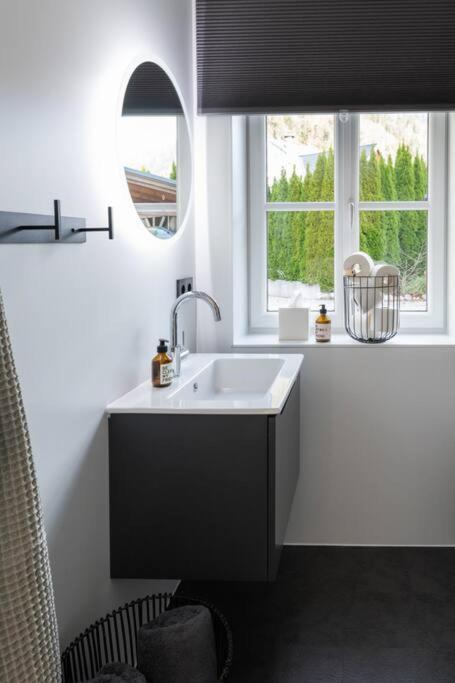Basecamp Salzkammergut - Exklusives Apartment Mitten Im Salzkammergut Saint Wolfgang Esterno foto